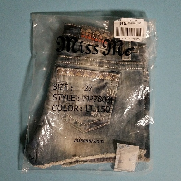 Miss Me Jean Sequin Shorts - Picture 7 of 7